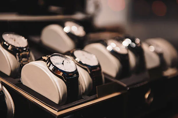 Luxury wrist watches online